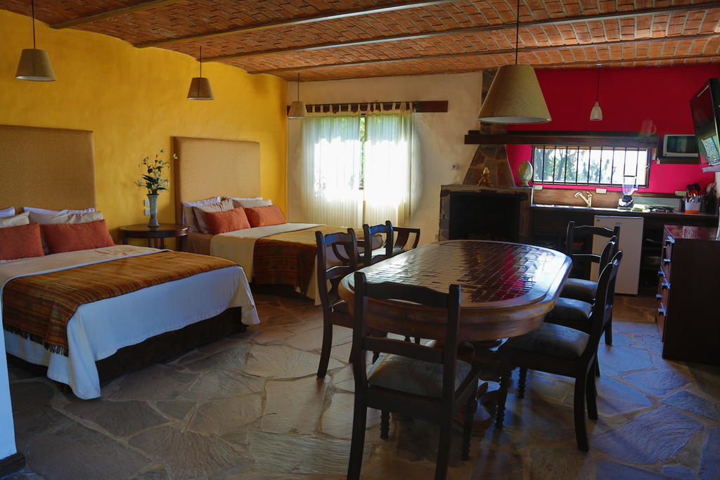 Hotel Villa Cassis Tapalpa Room photo