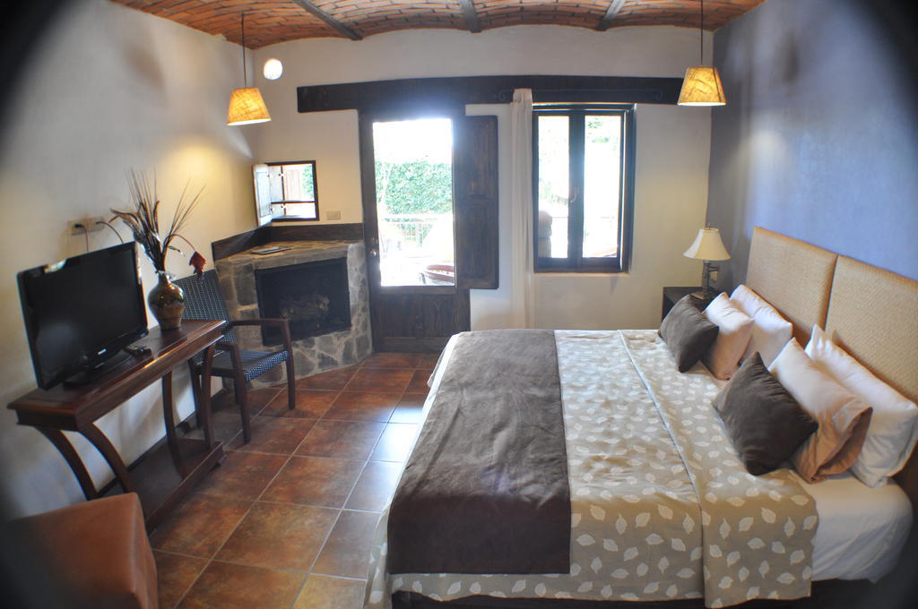 Hotel Villa Cassis Tapalpa Room photo