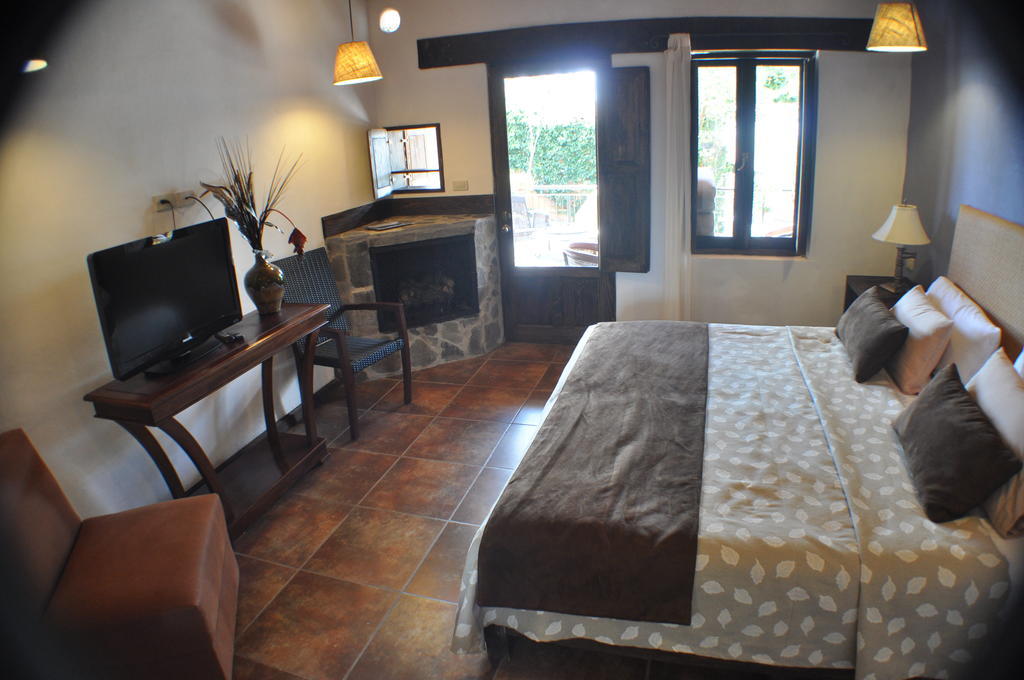 Hotel Villa Cassis Tapalpa Room photo